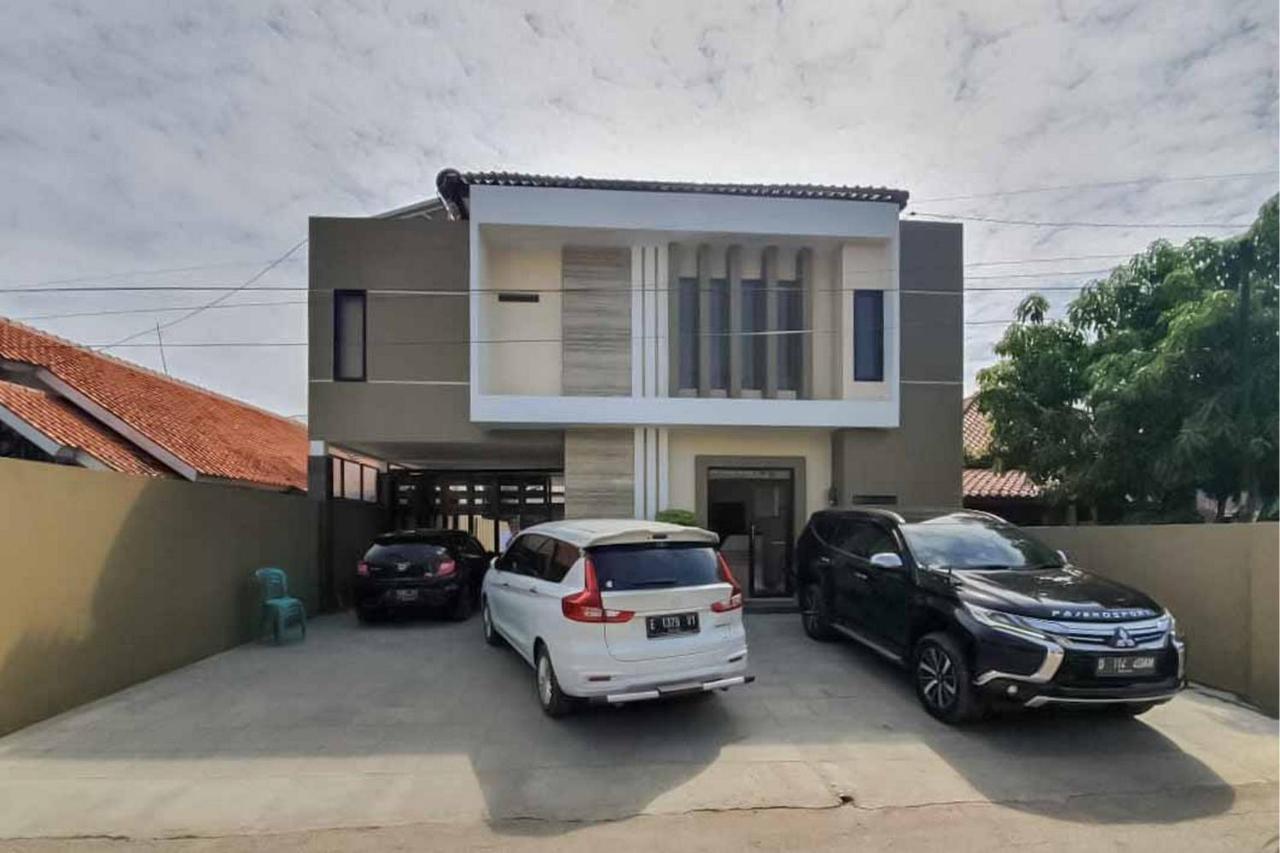 Jatiwangi Syariah Guest House Mitra Reddoorz Majalengka Exteriér fotografie